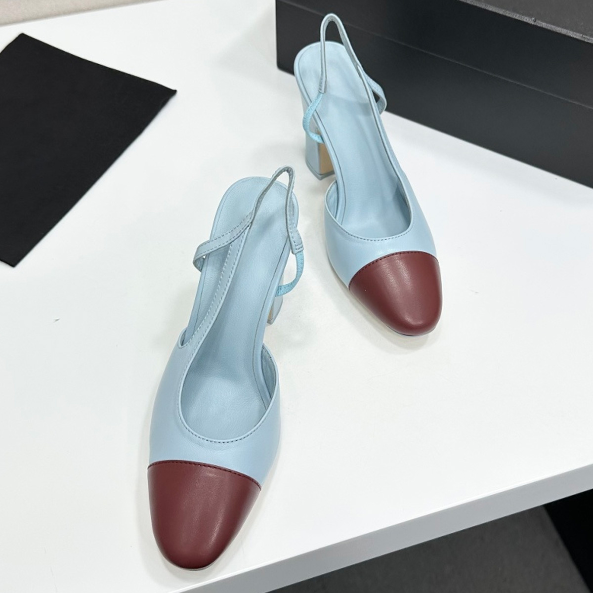 2026 Women's Two-Tone Slingbac - Casual Sandal Leather incelemesi ve fiyatı